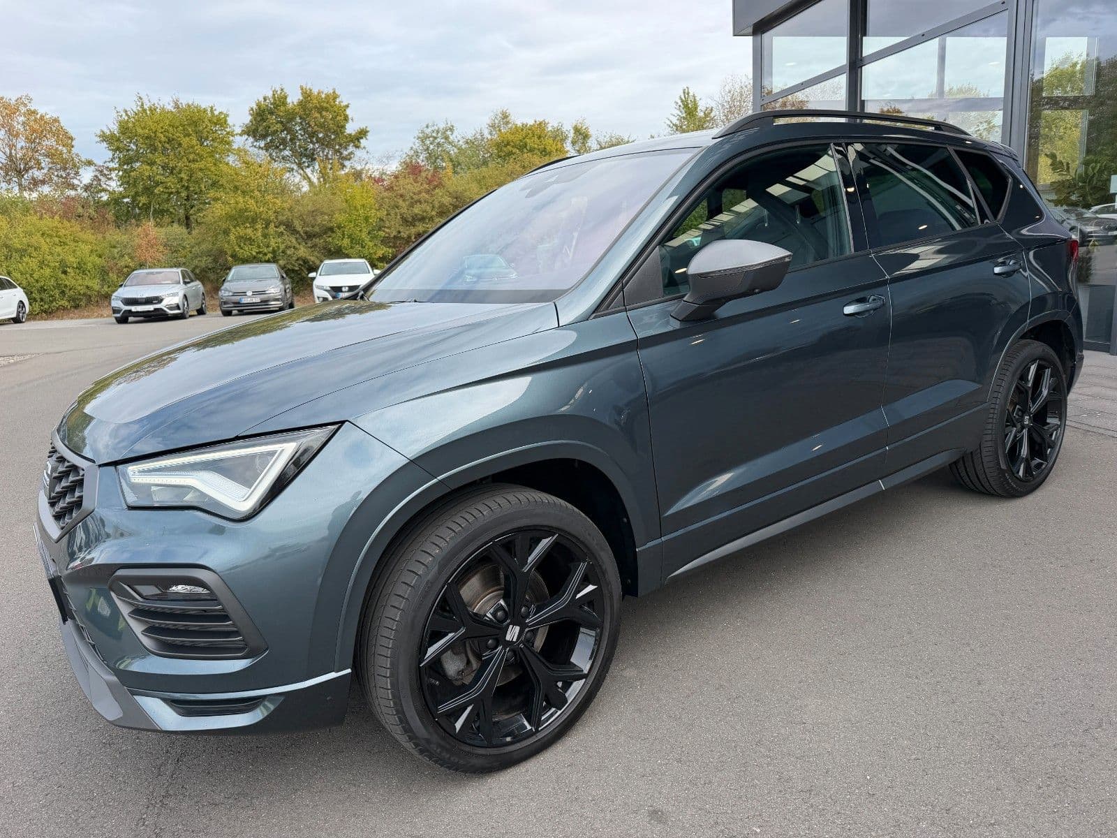 SEAT Ateca FR 4Drive Pano 19" Keyless AHK VC Lane – view 1