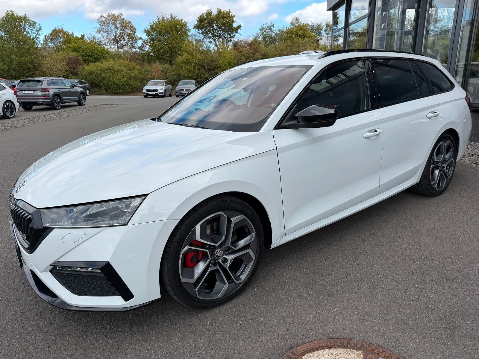 SKODA Octavia 2.0TSI RS 19" eAHK 4xSHZ Keyless Kamera – view 1