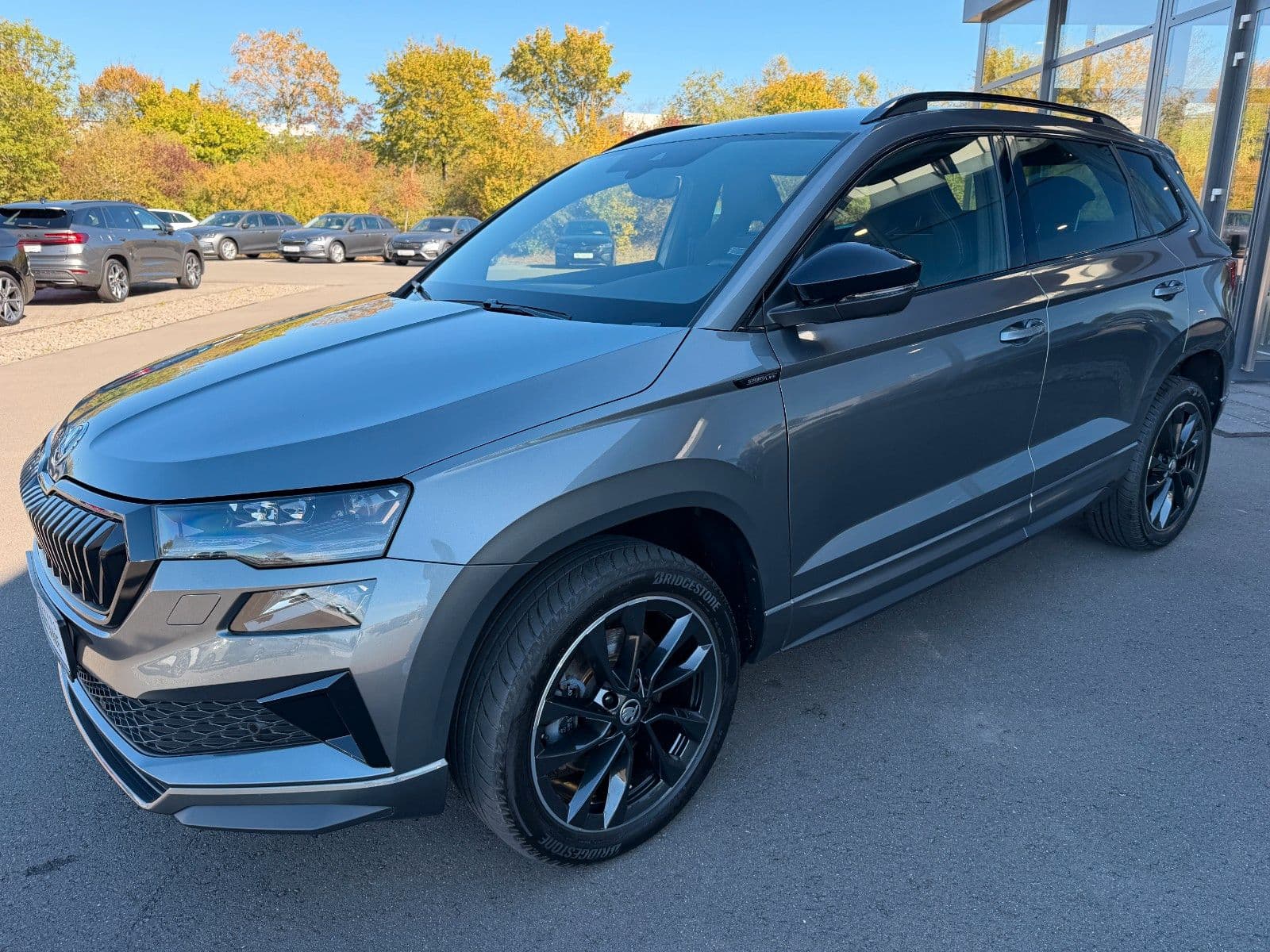 SKODA Karoq 1,5TSi DSG Sportline Matrix Kamera ACC Key – view 1