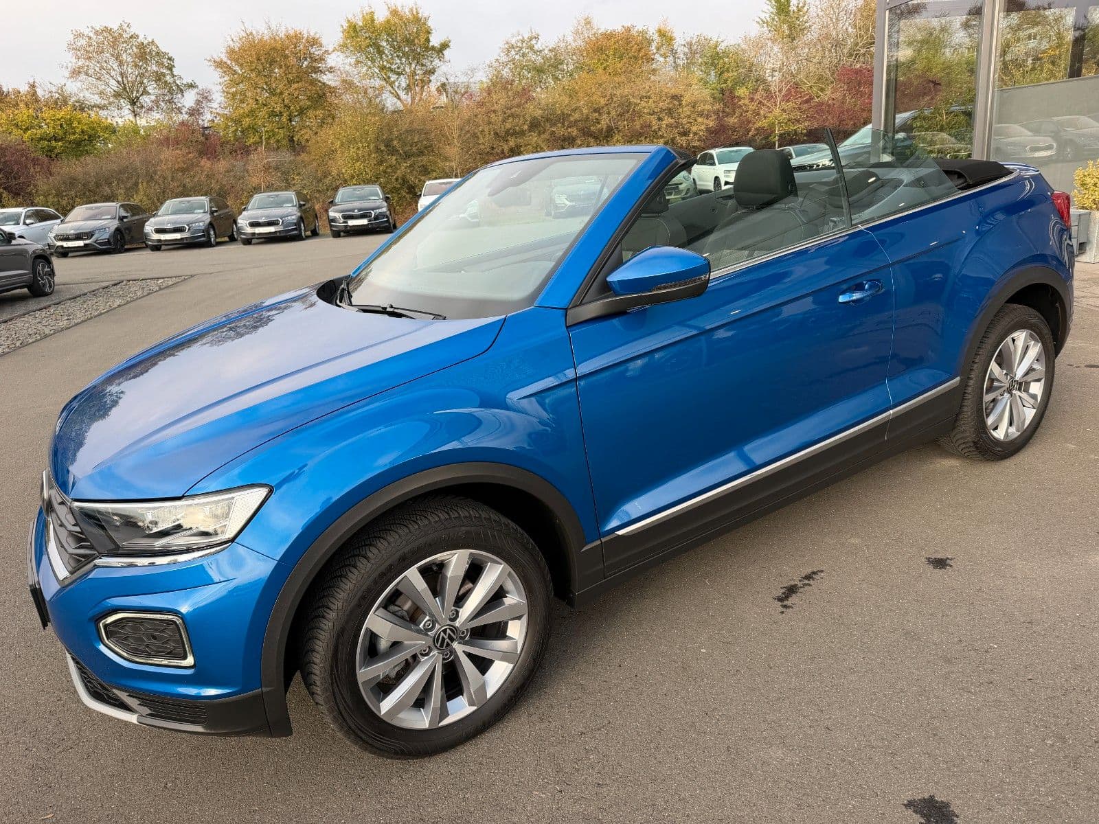 VW T-Roc 1,5TSi DSG Cabriolet Style Kamera PDC SHZ – view 1