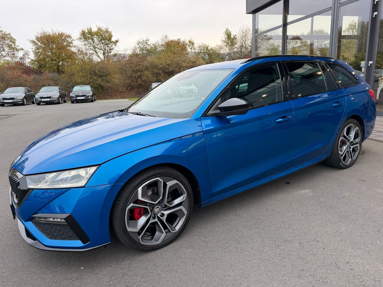 SKODA Octavia 2,0TDi Kombi RS 4x4 Pano AHK Standhz DC – view 1