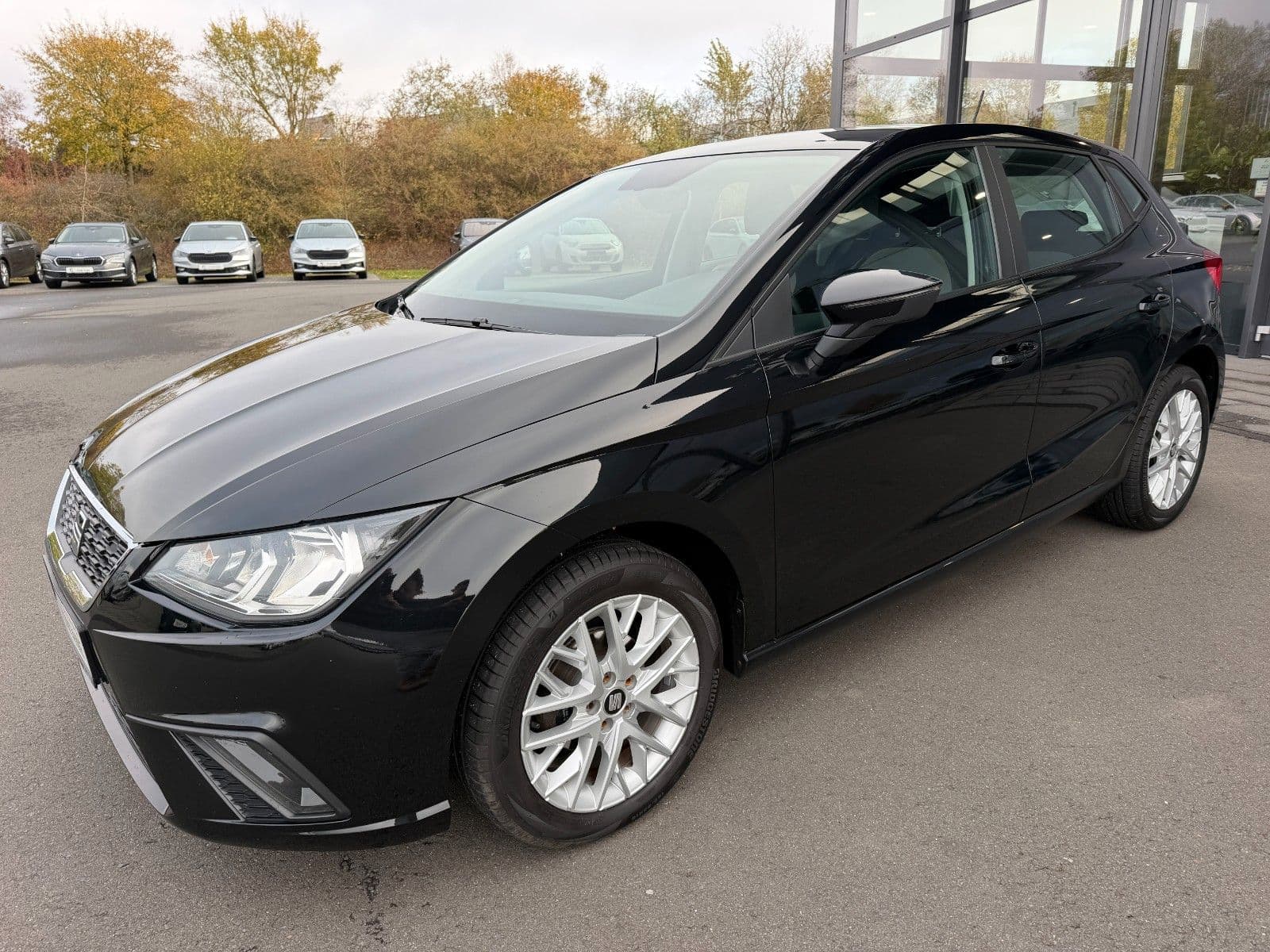 SEAT Ibiza Style 6-Gang Navi Sitzhz PDC Bluetooth DAB – Ansicht 1