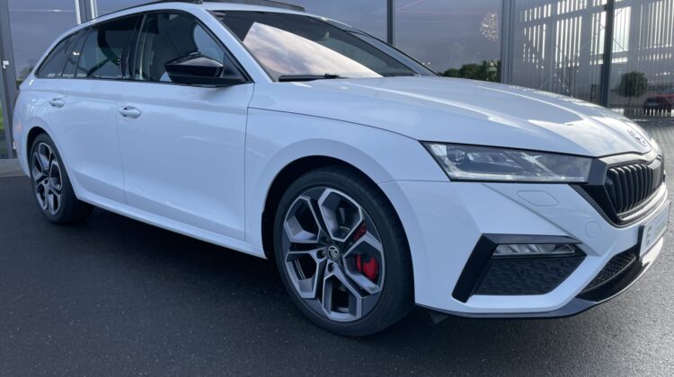 Octavia Combi 2,0TSI RS Pano 19