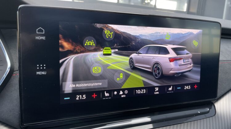 Octavia Combi 2,0TSI RS Pano 19