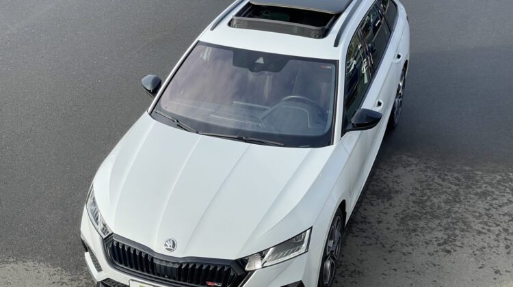 Octavia Combi 2,0TSI RS Pano 19