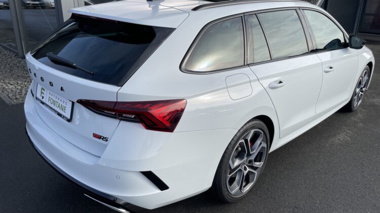 Octavia Combi 2,0TSI RS Pano 19