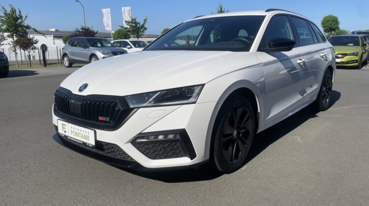 Octavia Combi 2,0TSi RS 6-Gang Matrix Navi Key