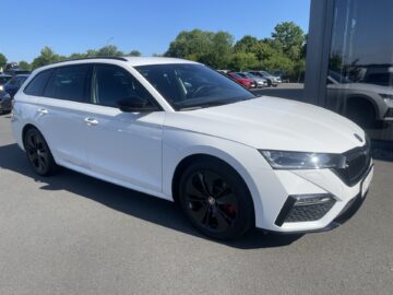 Octavia Combi 2,0TSi RS 6-Gang Matrix Navi Key