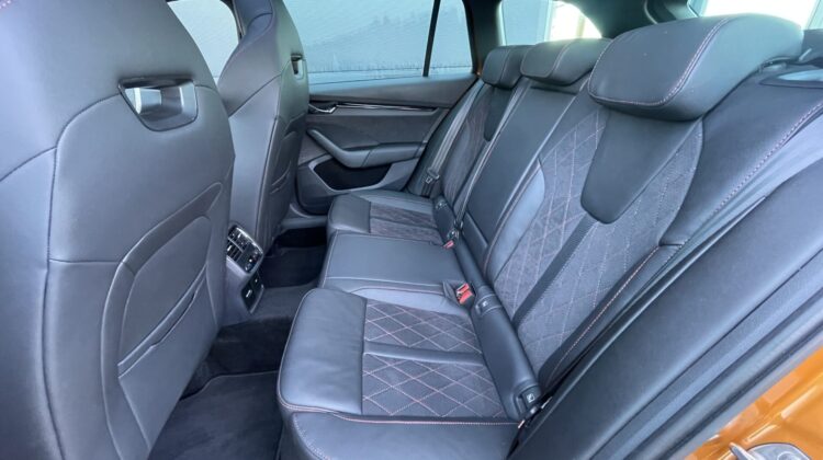 Octavia Combi 2,0TSI RS Pano 19
