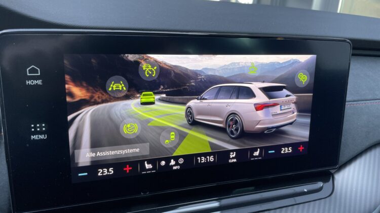 Octavia Combi 2,0TSI RS Pano 19