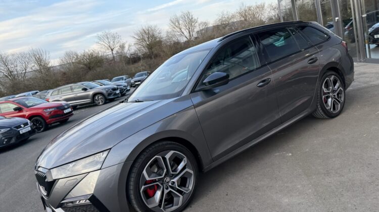 Octavia Combi 2.0TSI RS Pano 19