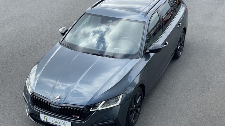 Octavia Combi 2,0TSi RS Pano AHK HUD Massage DCC