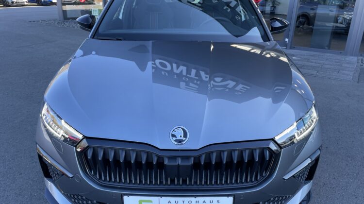 Scala 1,0TSi Monte Carlo Facelift Navi 17″Key
