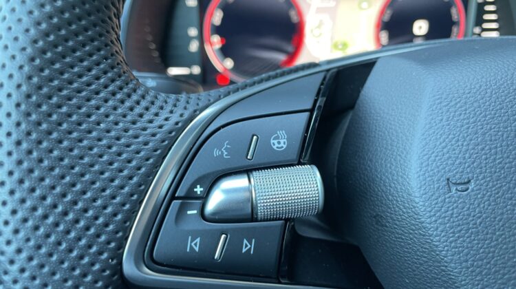 Scala 1,0TSi Monte Carlo Facelift Navi 17″Key