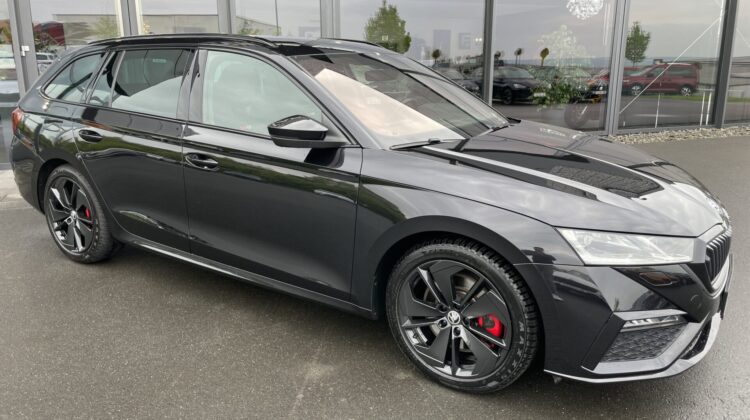 Octavia Combi 2,0TSi RS Pano HUD Matrix