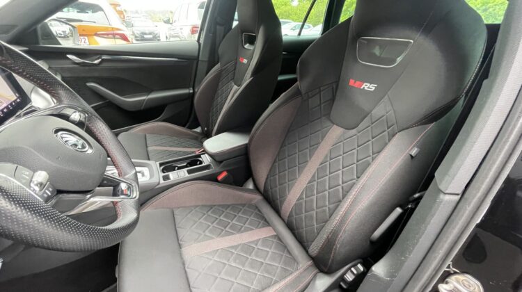 Octavia Combi 2,0TSi RS Pano HUD Matrix