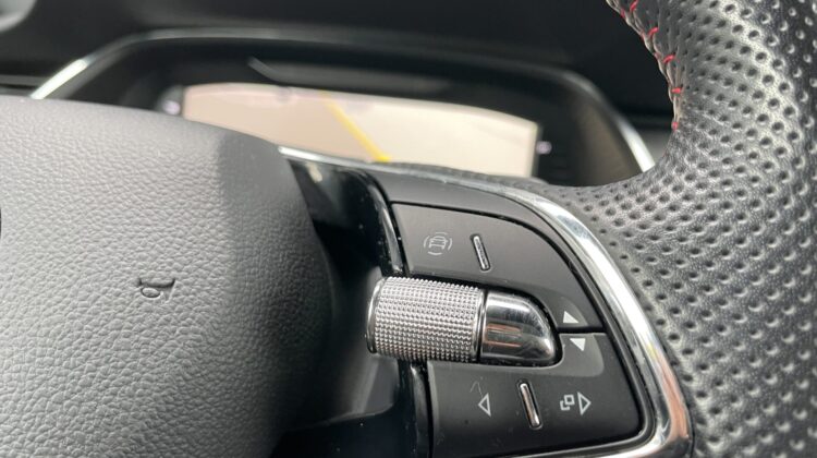 Octavia Combi 2,0TSi RS Pano HUD Matrix