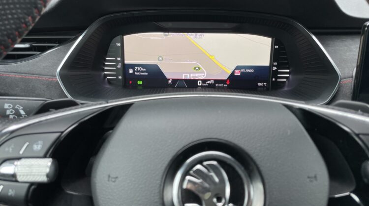 Octavia Combi 2,0TSi RS Pano HUD Matrix