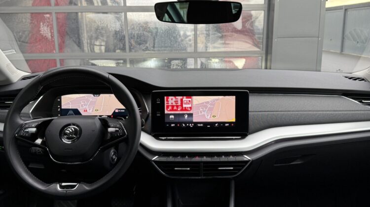 Octavia Combi 2,0TDi Style DSG Navi Matrix Key