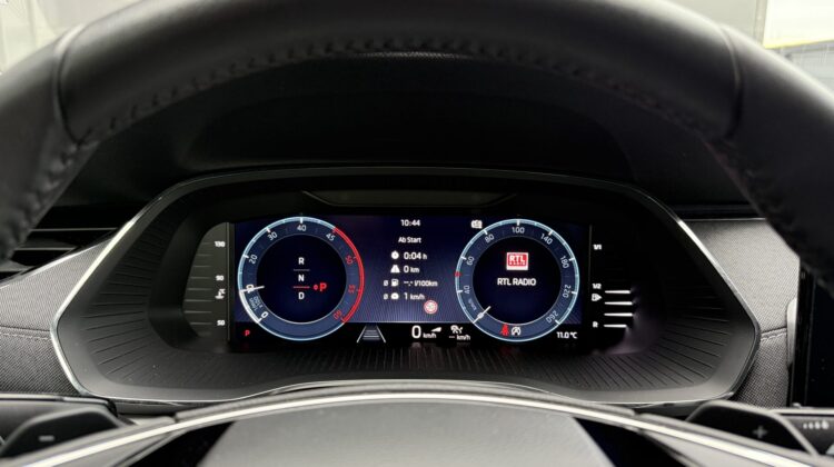 Octavia Combi 2,0TDi Style DSG Navi Matrix Key