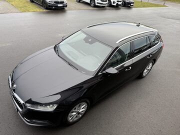 Octavia Combi 2,0TDi Style DSG Navi Matrix Key