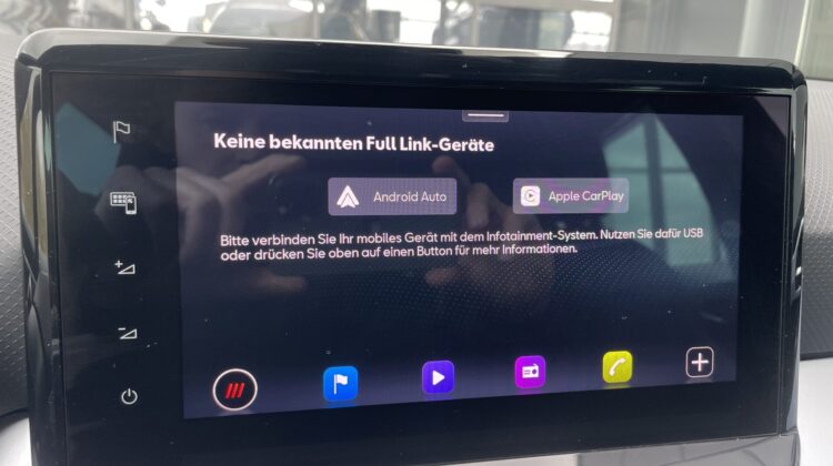 Arona 1,0TSi FR Schalter LeMans LED Kamera