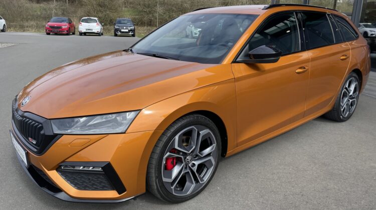Octavia Combi 2,0TDi RS 4×4 Leder Standhz AHK
