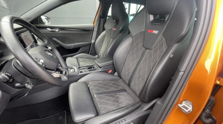 Octavia Combi 2,0TDi RS 4×4 Leder Standhz AHK