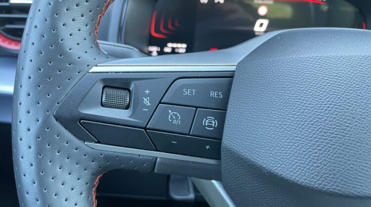 Ibiza 1,0 TSI FR Schalter Virtual Navi LED PDC