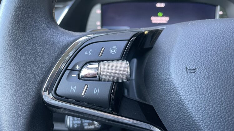 Octavia Combi 2,0TDi Style AHK Navi Matrix ACC