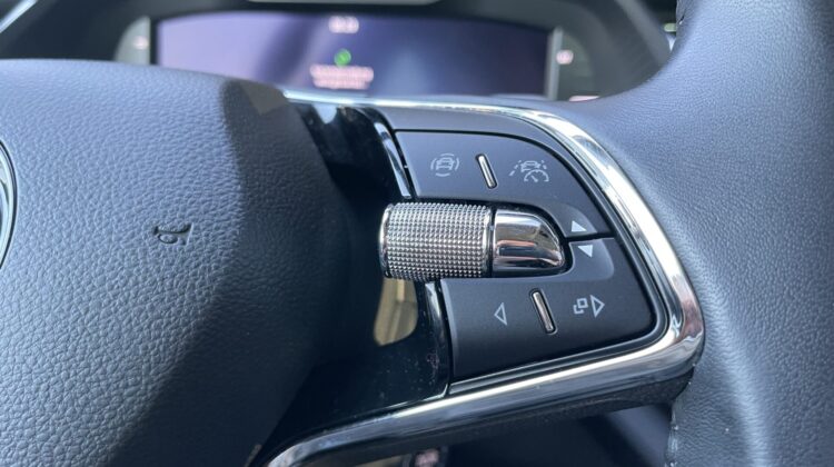 Octavia Combi 2,0TDi Style AHK Navi Matrix ACC