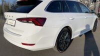 Octavia Combi 2,0TDi Style AHK Navi Matrix ACC