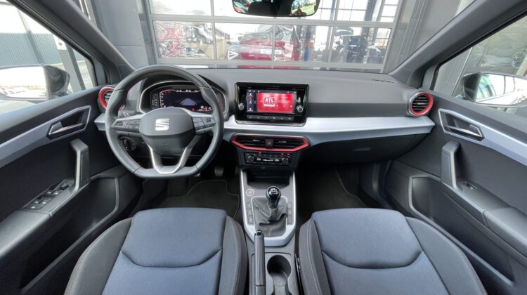Arona 1,0TSi FR Schalter LeMans LED Kamera