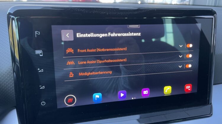 Arona FR Navi Kamera FullLink Virtual LED 17