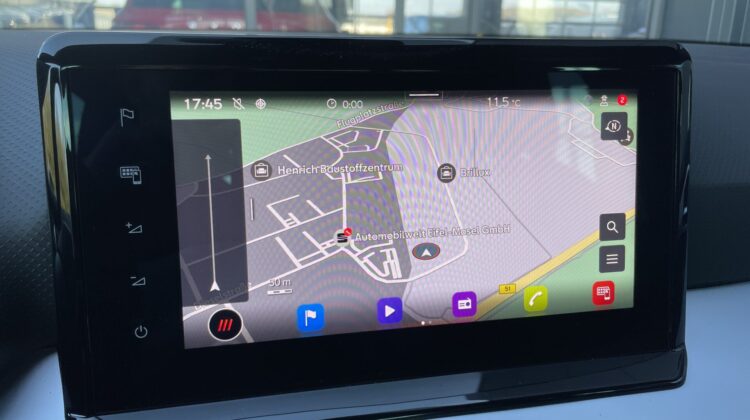 Arona FR Navi Kamera FullLink Virtual LED 17