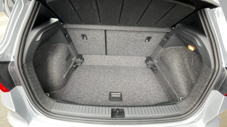 Arona 1,0TSi Xperience Schalter Navi LED Kamera