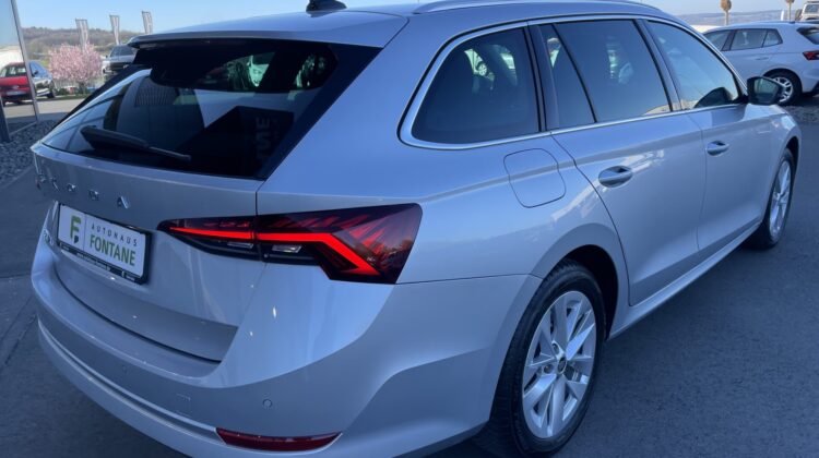 Octavia Combi 2,0TDi Style Matrix Kamera Nav Key