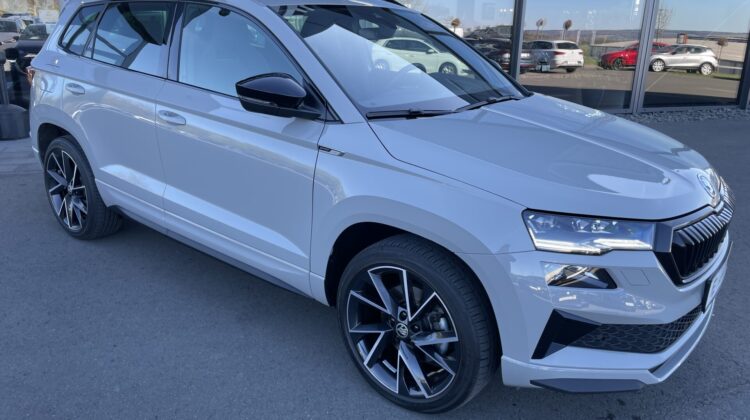 Karoq 2,0TSi Sportline 4×4 Pano 19″Canton AHK