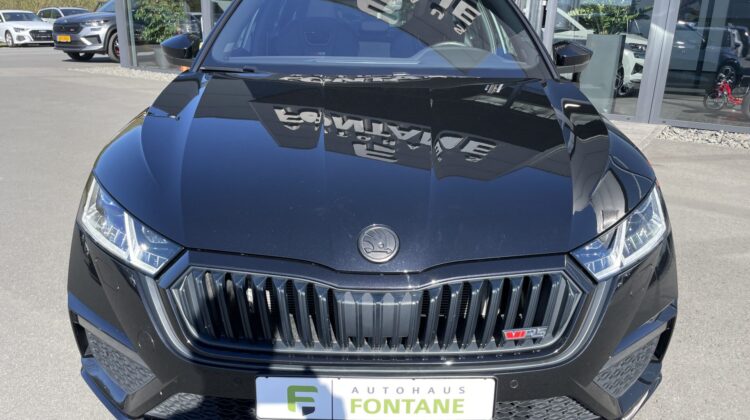 Octavia 2,0TDi Combi RS Pano 19″ Alcan. Massage