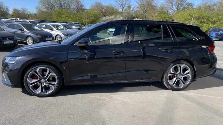 Octavia 2,0TDi Combi RS Pano 19″ Alcan. Massage