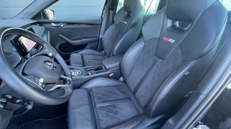 Octavia 2,0TDi Combi RS Pano 19″ Alcan. Massage