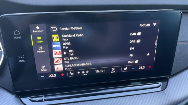 Octavia 2,0TDi Combi RS Pano 19″ Alcan. Massage
