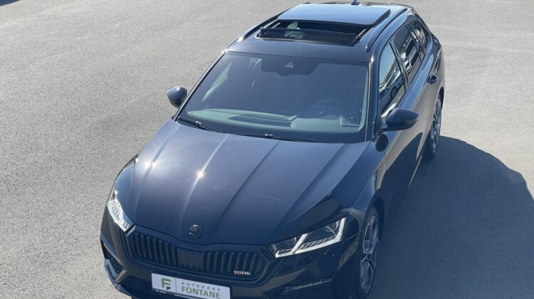 Octavia 2,0TDi Combi RS Pano 19″ Alcan. Massage