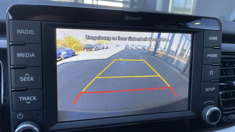 Stonic 6-Gang Spirit Sitzhz Lenkradhz Carplay