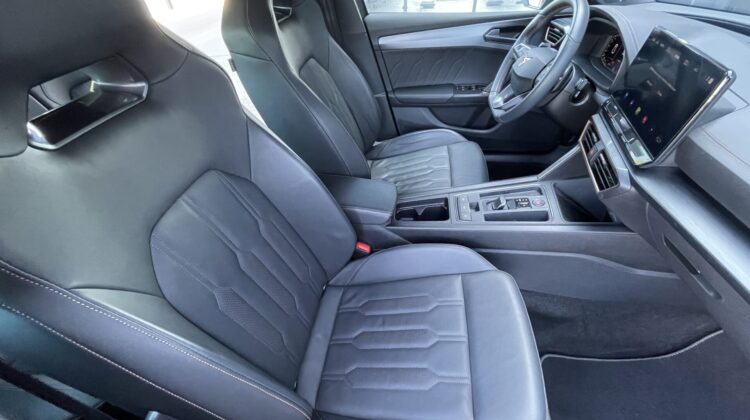 Leon `1.5e TSI DSG 5T Keyless Kamera Beats Audio