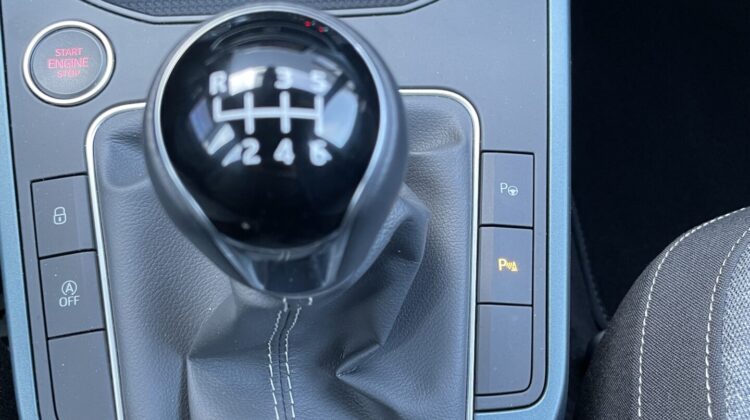 Arona 1,0TSi Xperience Schalter Navi LED Kamera