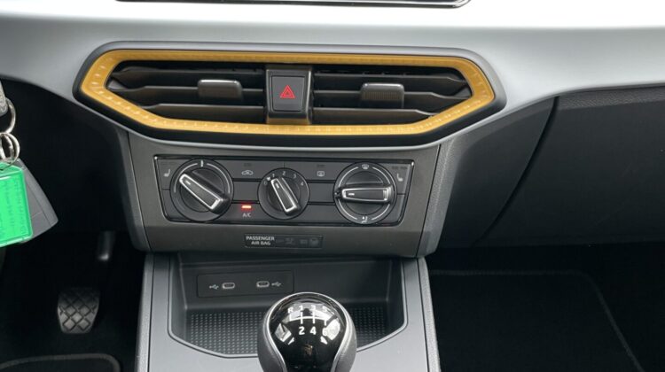 Ibiza Style 1.0TSI Kamera SHZ Apple LED