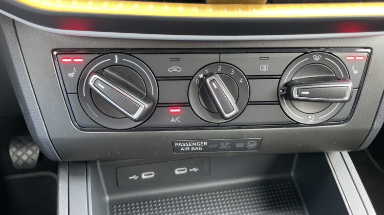 Ibiza Style 1.0TSI Kamera SHZ Apple LED