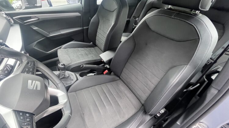 Ibiza Xcellence Navi SHZ VC Keyless LED 2xPDC