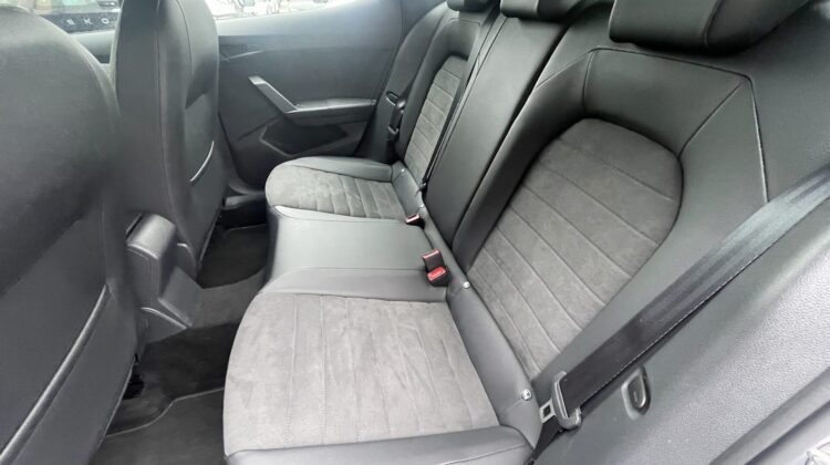 Ibiza Xcellence Navi SHZ VC Keyless LED 2xPDC